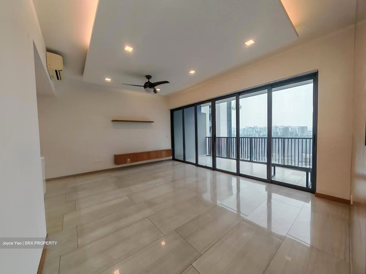 Lakeville (D22), Condominium #636374321
